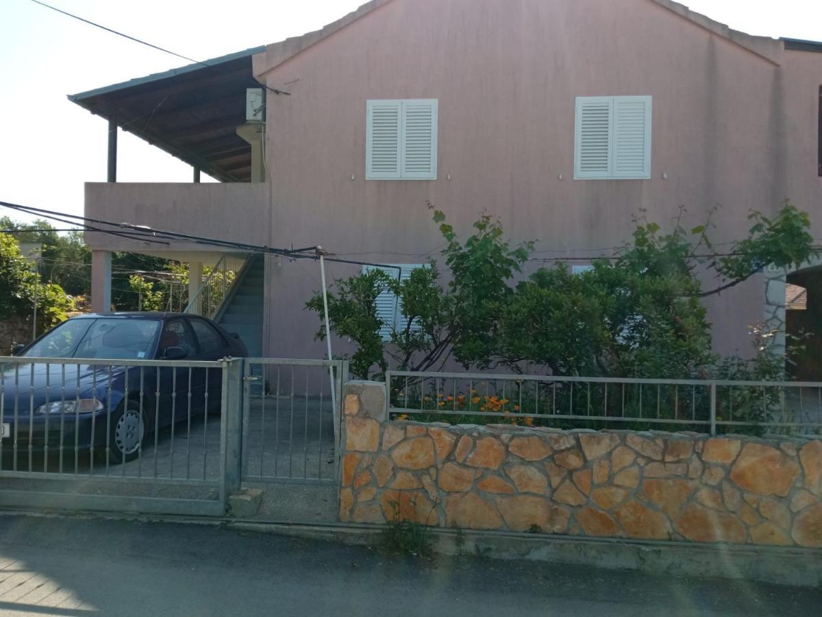 Guesthouse Eljuga Family Stari Grad  Exterior foto