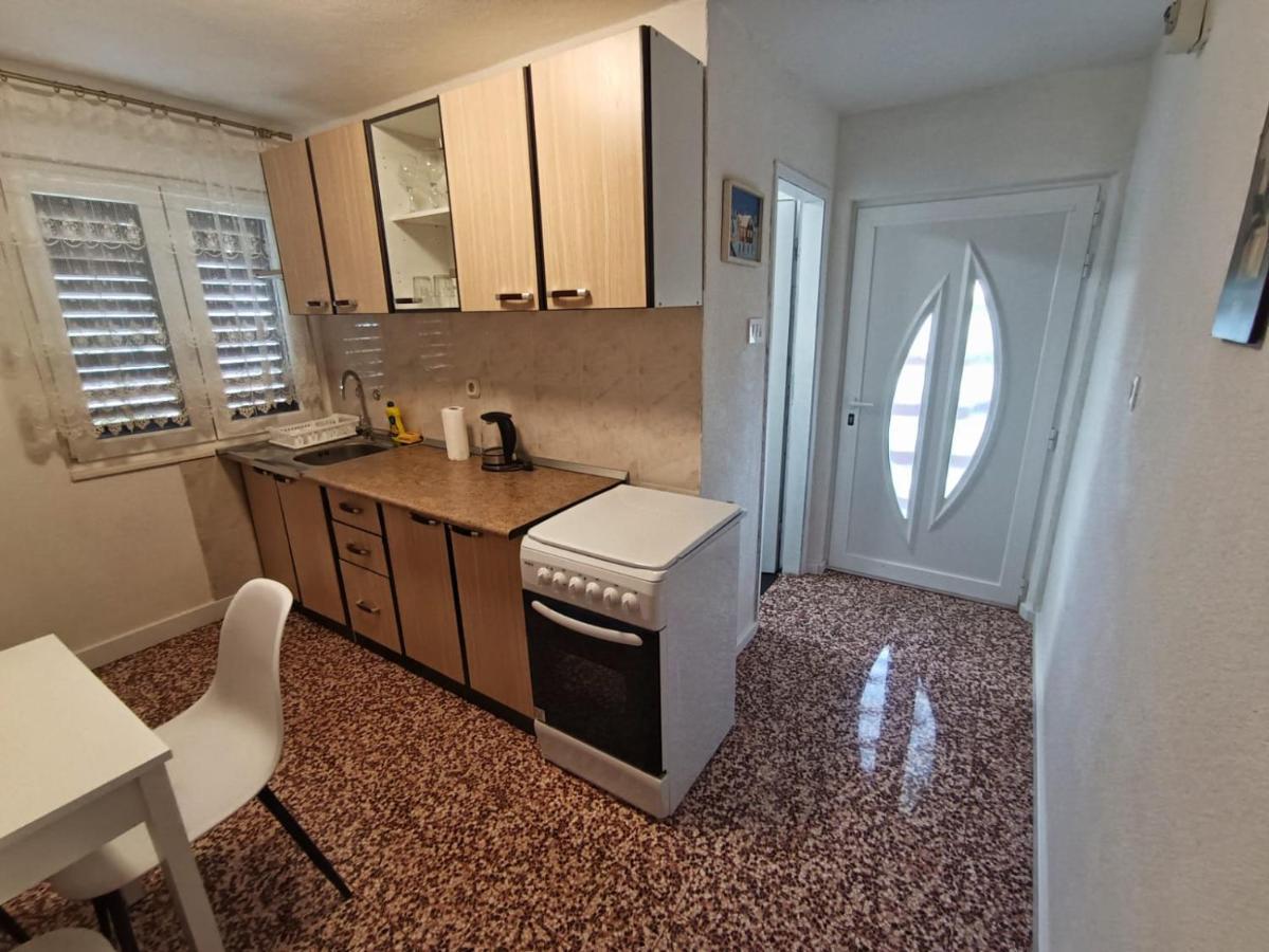 Guesthouse Eljuga Family Stari Grad  Exterior foto