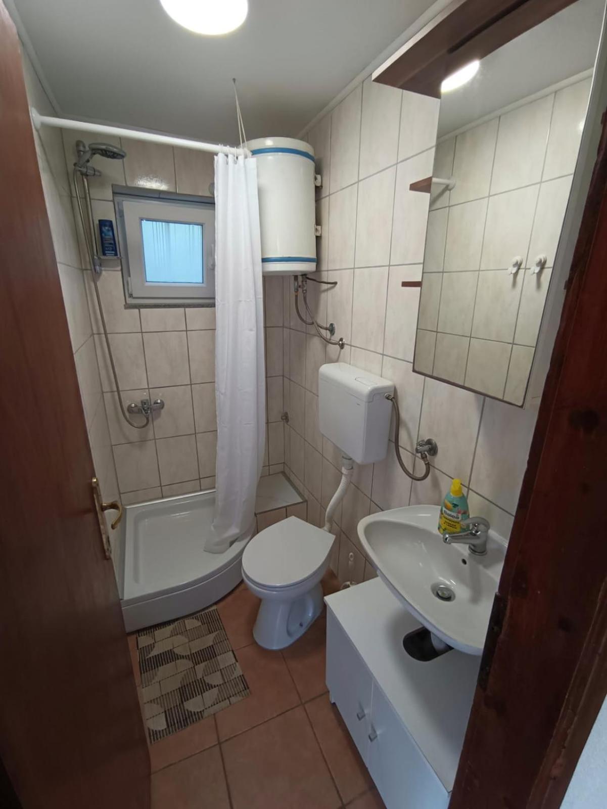 Guesthouse Eljuga Family Stari Grad  Exterior foto