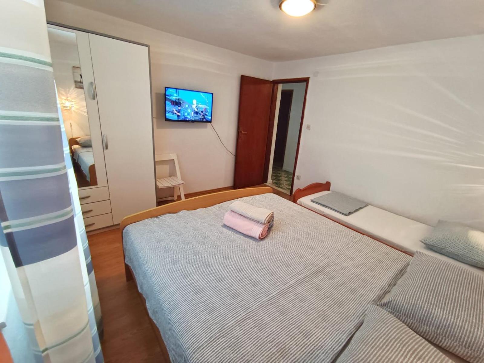 Guesthouse Eljuga Family Stari Grad  Exterior foto